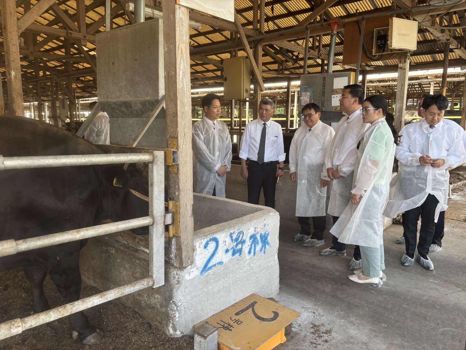 ファム・クアン・ヒエウ駐日ベトナム大使が鹿児島県を訪問し、活動を行いました。