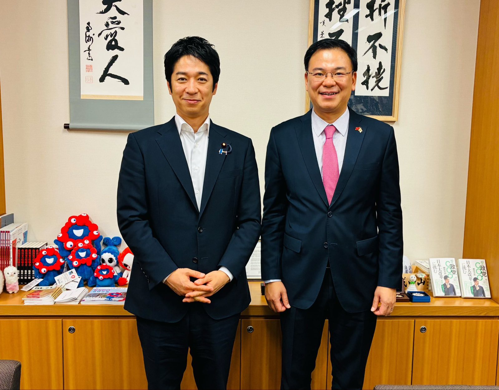 Ambassador Pham Quang Hieu Meets with Mr. Fujita Fumitake, Co-Leader of Nippon Ishin no Kai (Japan Innovation Party)